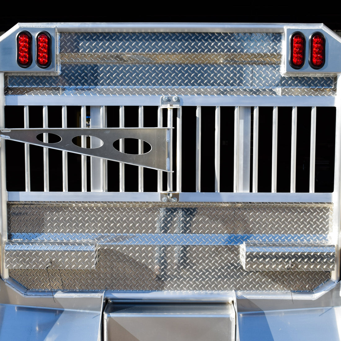 Class 8 Cab Rack