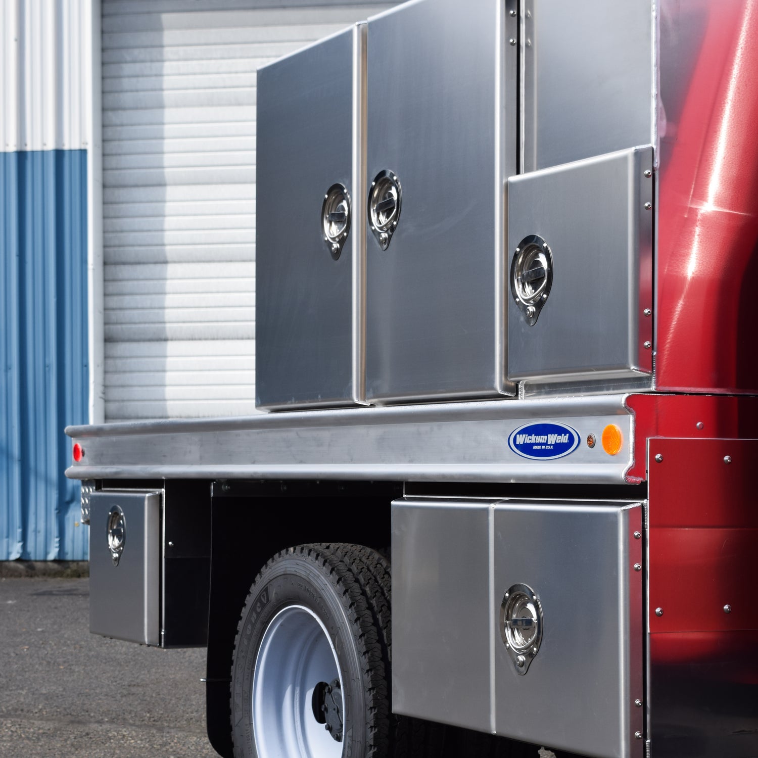 Flatbed Boxes.jpg__PID:67d772f1-bc11-4bc8-9a8f-17ae221aec3e